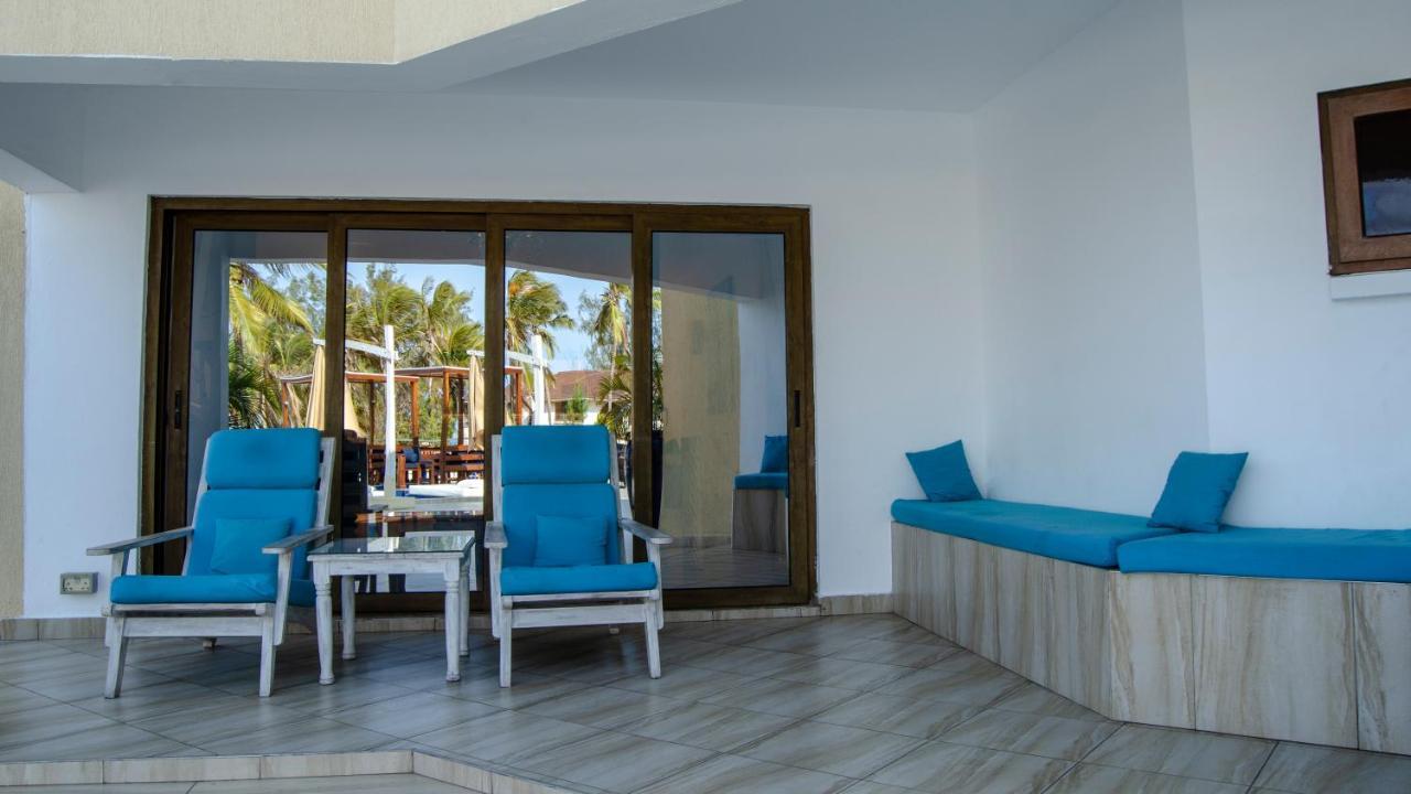Jumeirah Beachfront Mombasa Exterior photo