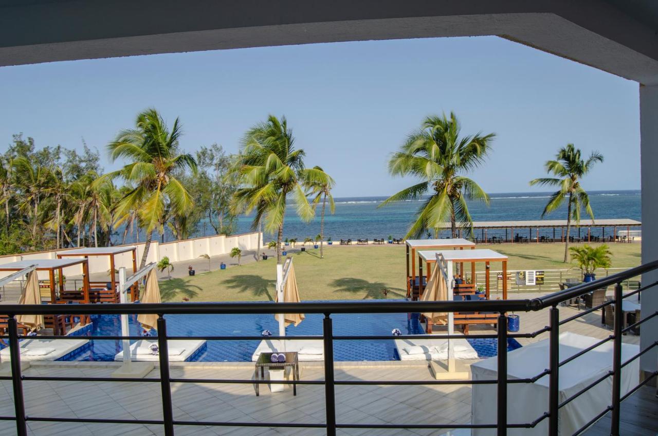 Jumeirah Beachfront Mombasa Exterior photo